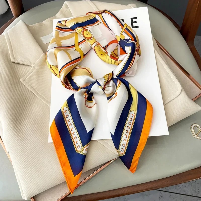 Luxury Bags Online - Pañuelo Cuadrado de Seda Delgado de