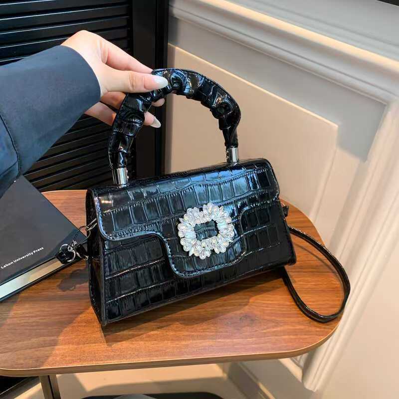 Bolsos de mano de cuero suave  - Luxury Bags Lv reseña y precio
