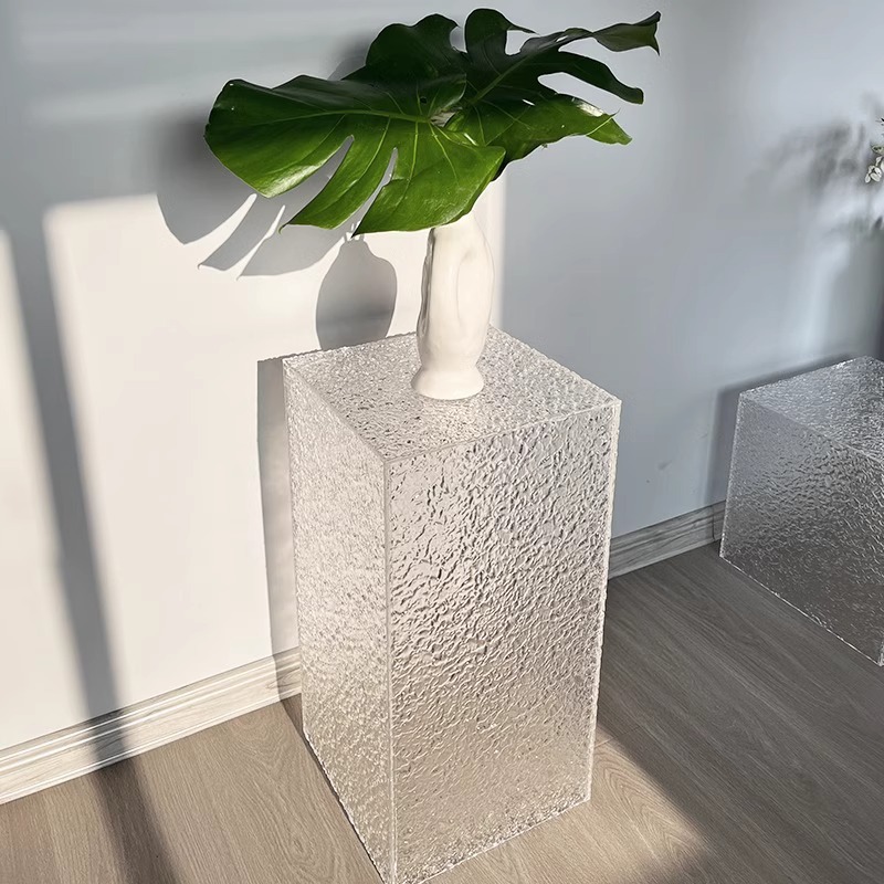 Exhibidor de Ropa de Lujo, Est - Luxury Bags In Store reseña y precio