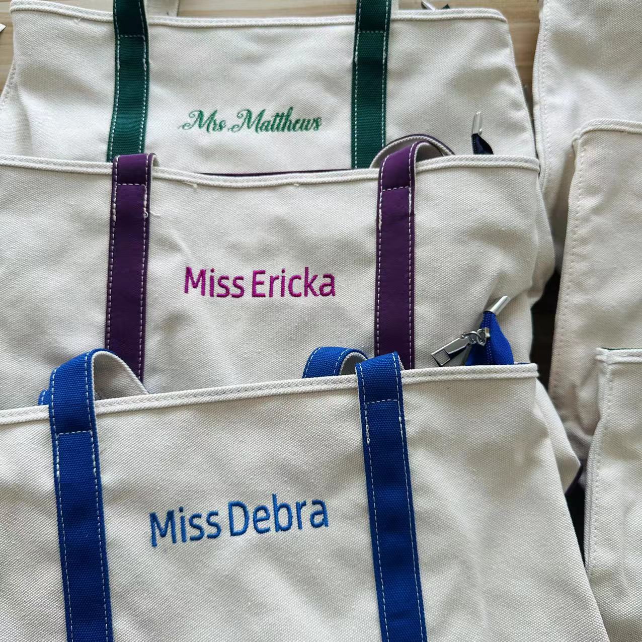 Diseñe sus bolsos de mano pers - Canvas Tote Designer reseña y precio