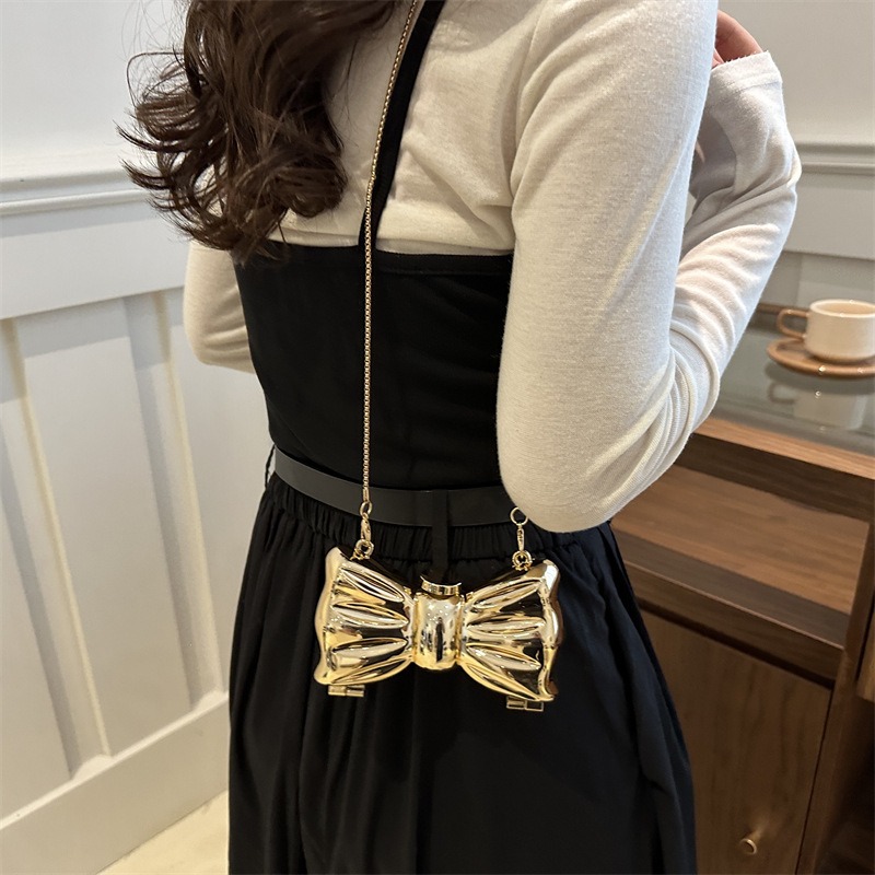Mini bolso de mano de Metal de - Luxury Bags Online reseña y precio